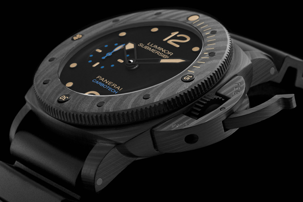 哑光碳纤维手表